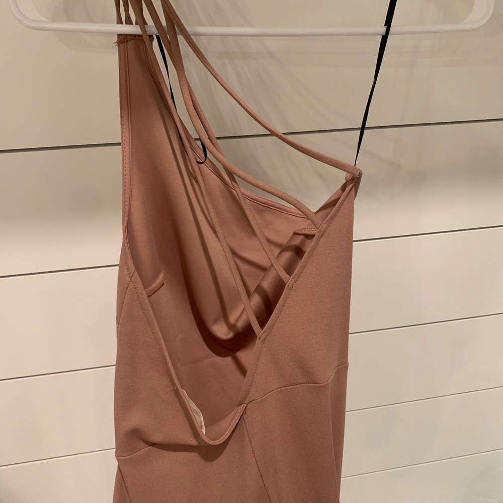 Vestique one shoulder pant romper. Size small.